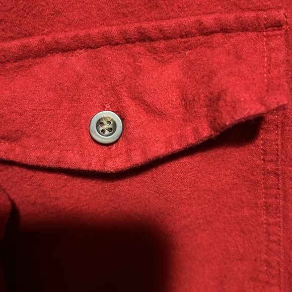 Y2K Eddie Bauer flannel chamois Red button up shirt. - Picture 3 of 13